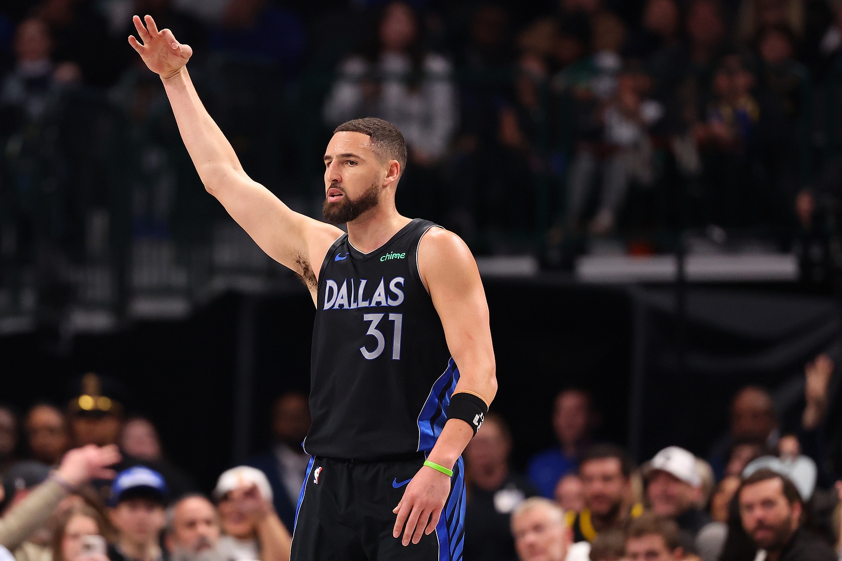 澳门新葡京官网-克莱替补出战16分钟 7中3&amp;三分3中2拿到8分2板2助1帽 正负值-4